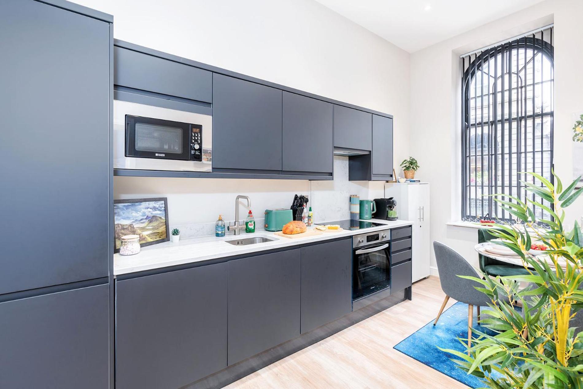 Beautiful Apartment & Central Location & King Size Bed ลีดส์ ภายนอก รูปภาพ